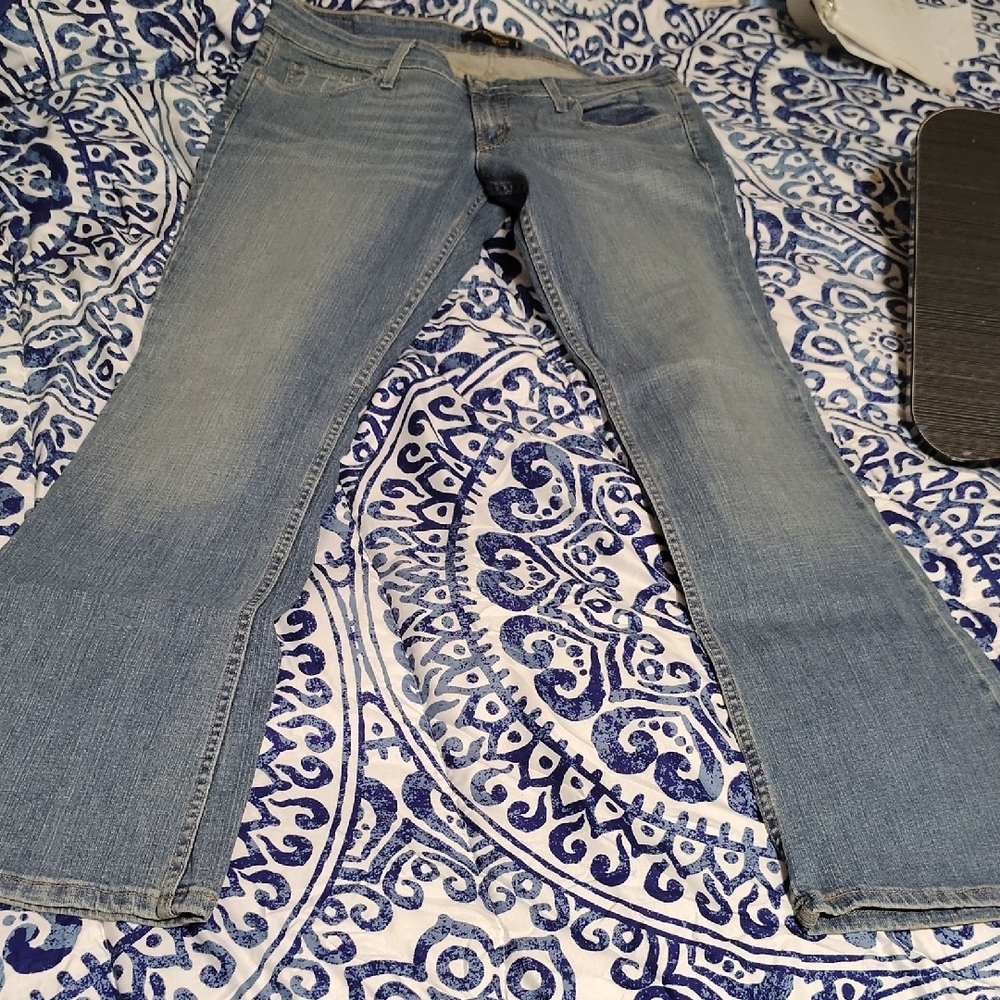 Women's Light Blue Jeans